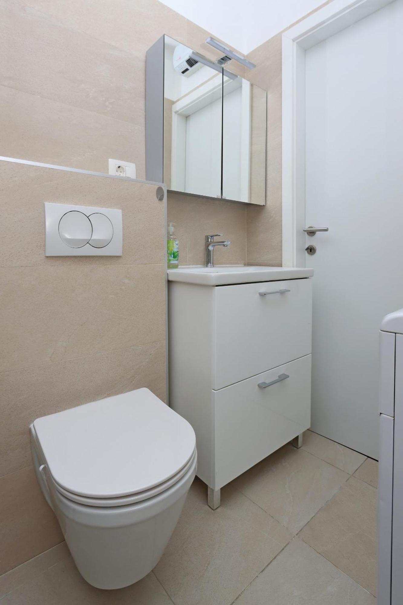 Apartments With Wifi Rijeka - 16539 الغرفة الصورة
